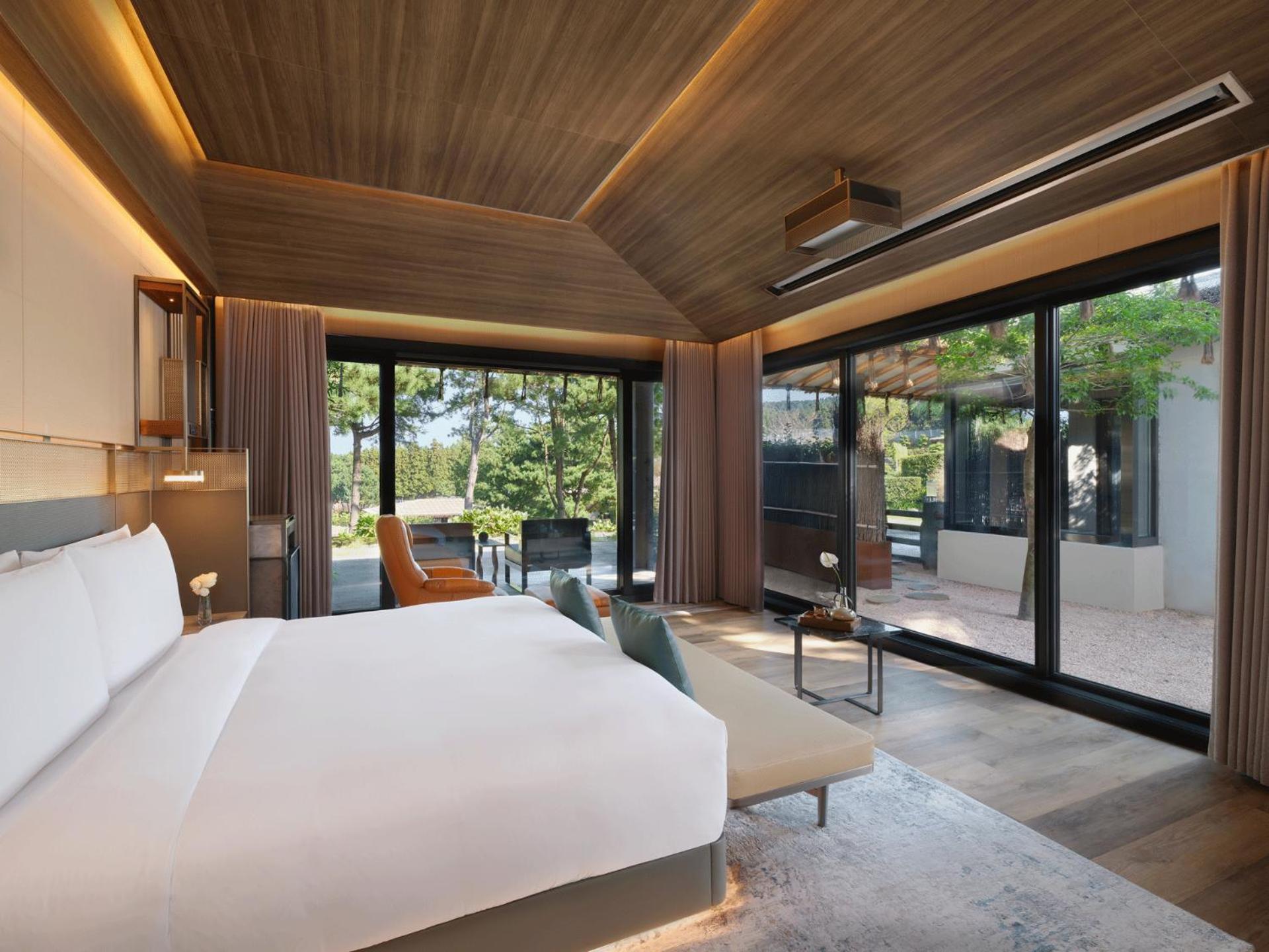 Amber Pure Hill Hotels & Resorts 済州市 エクステリア 写真